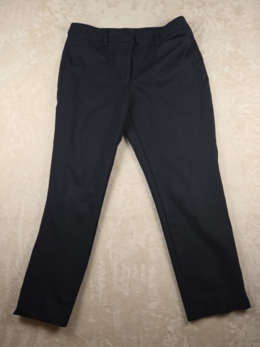 White House Black Market Slim Ankle Pants – Size 6